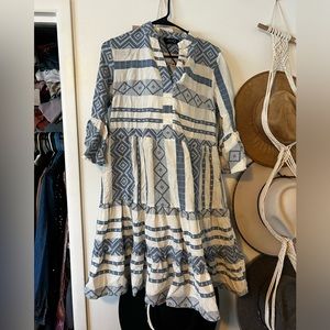 NWOT ⭐️ Blue + Cream Aztec design linen dress